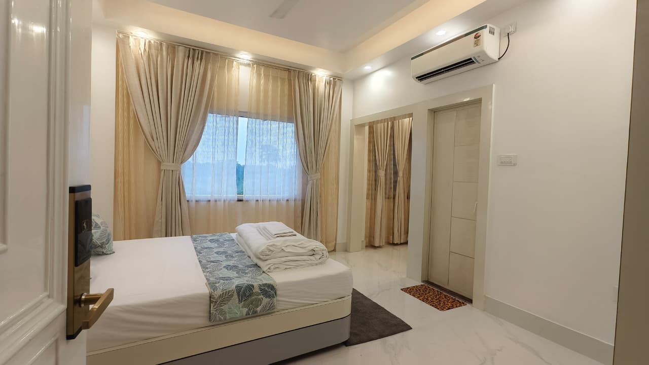 Pool View Room